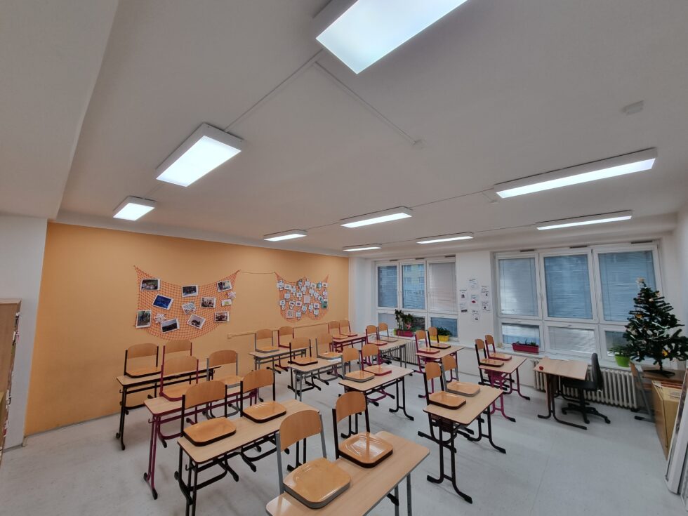 Spectrasol cognitive lighting creates a feeling of natural daylight in the school